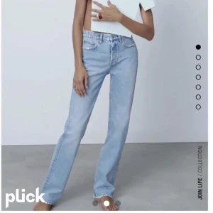 Low waist jeans från zara - Säljer nu mina jeans från zara i strl 34 då det är för små för mig. Kontakta vid frågor och fler bilder. 