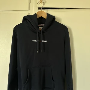 Tommy hilfiger hoodie - Strl M