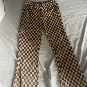 Byxor - Byxor köpta på lindex original pris 250kr