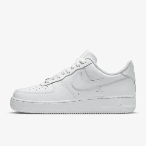 Nike Air Force 1 - Nyskick, så skriv för en snabb och enkel affär 👍🏾