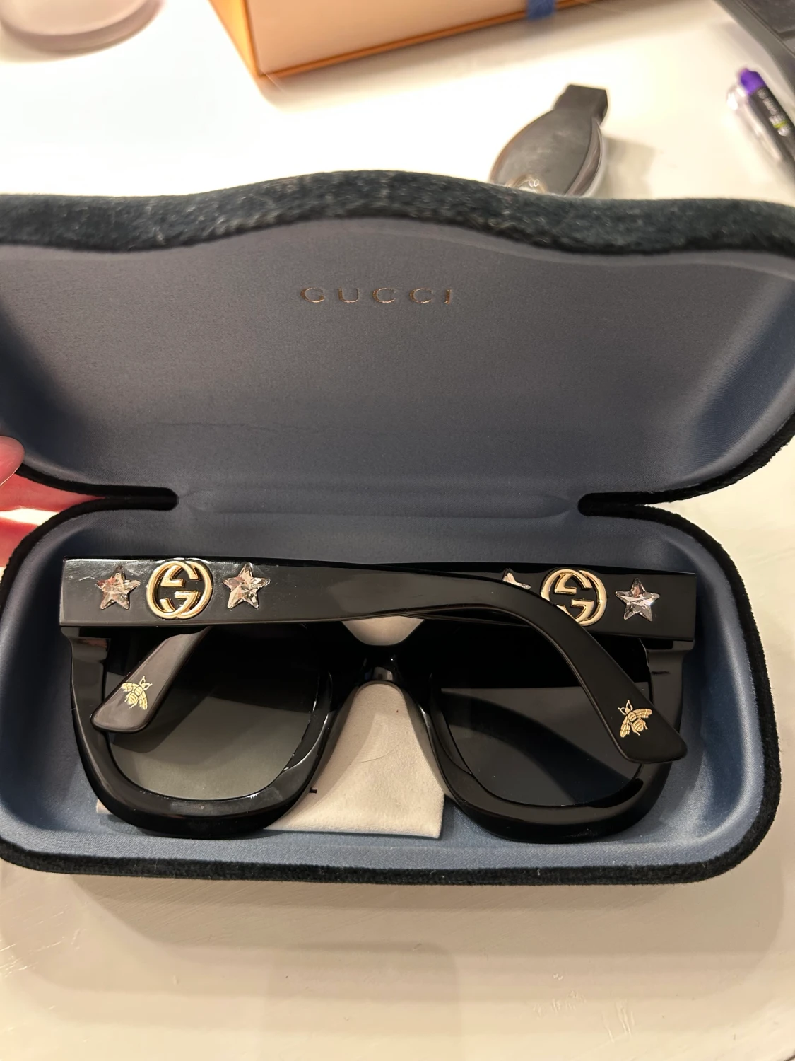 Gucci solglasögon  - 90