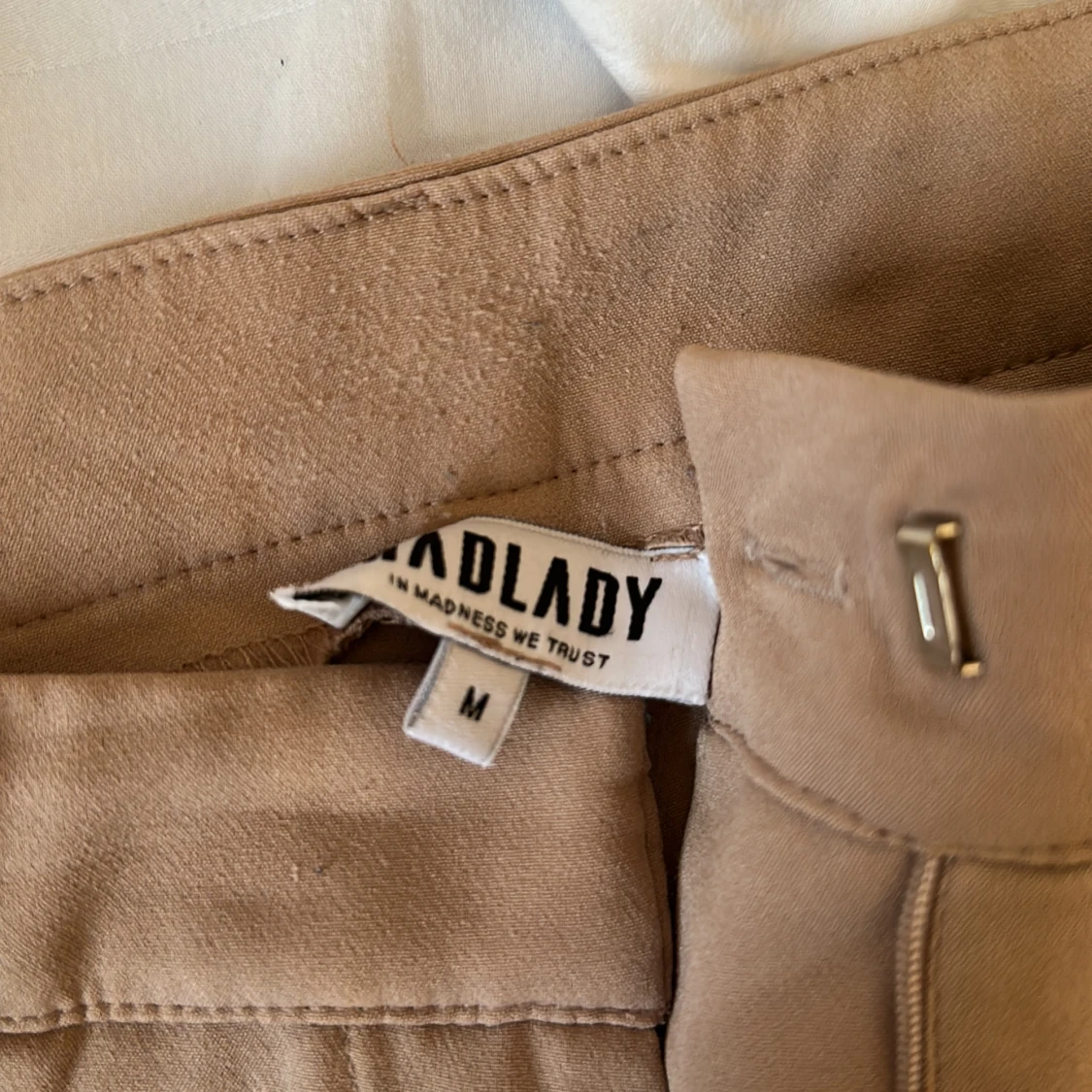 Kostymbyxor madlady  - 90