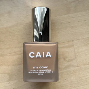 Caia foundation n3 - Säljer Caias foundation i färgen 3N då den inte var min färg. Använt 3 gånger. 