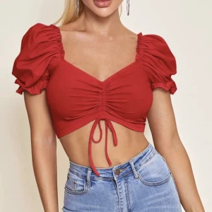 Röd topp - Röd topp i storlek S❤️