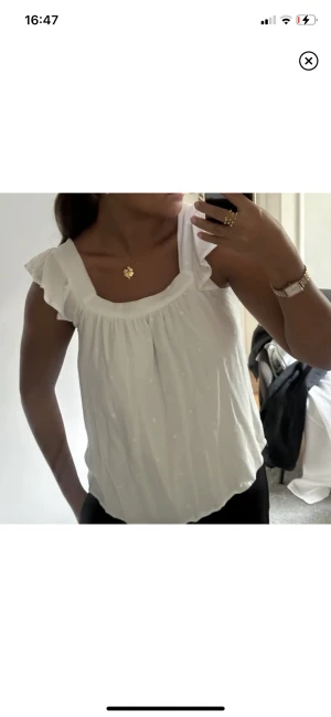 Linne - Så fint linne i blus material 🤍 tryck på köp nu!