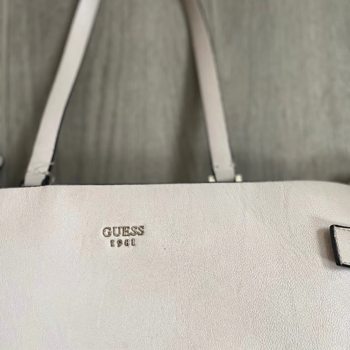 Väska, guess  - 90