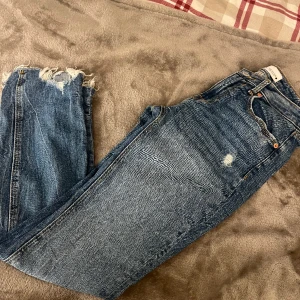 Zara jeans  - Jeans från zara Storlek s 