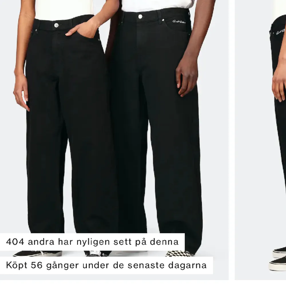 Säljer för de inte används längre. Svarta jeans från SWEET SKTBS, fint skick, inga märken eller skavanker. Unisex. Nypris: 699kr. Jeans & Byxor.