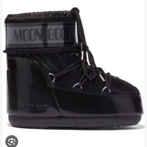 Säljer mina moon boots i storlek 36/38, som nya!💞