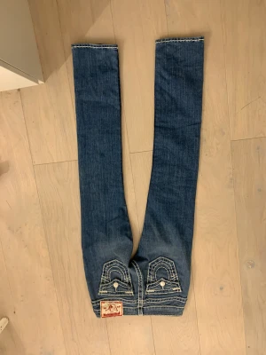 True religion  - Snygga true religion jeans sänker dom till 800 straight/bootcut 