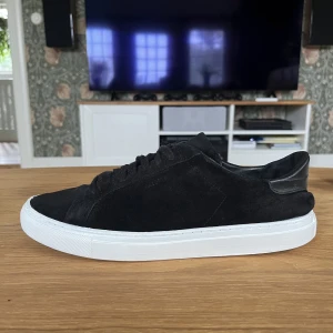 Arigato skor - Ett par arigato skor i bra skick. Ingen box allt annat og. Tveka inte på att höra av dig