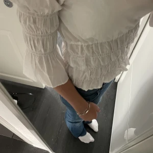 Visual Clothing Projecr topp - Säljer denna topp då den inte kommer till användning💕Anvönd en gång och är i nyskick, säljer den billigare än nypris som är 500kr