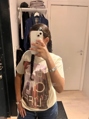 Tröja med tryck - Super fin tröja med tryck!!!💋💋