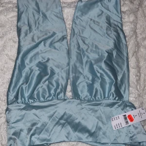 Fest topp - Aldrig använd, stl.L 