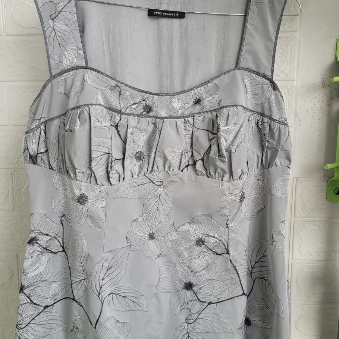 Silvertråd aftonklänning från Vito Vergelis - 91