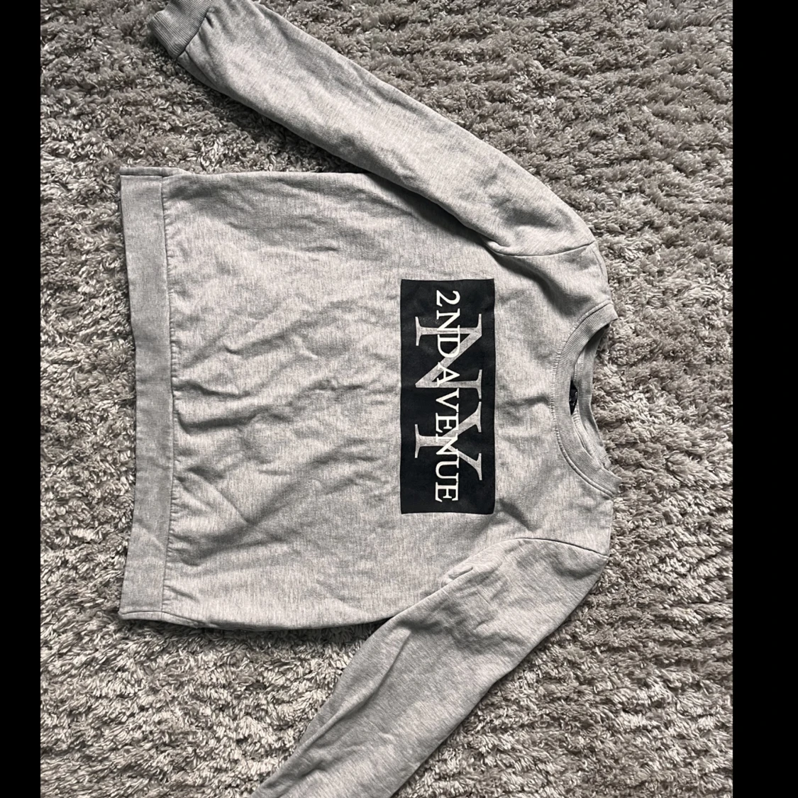 Grå sweatshirt  - 91