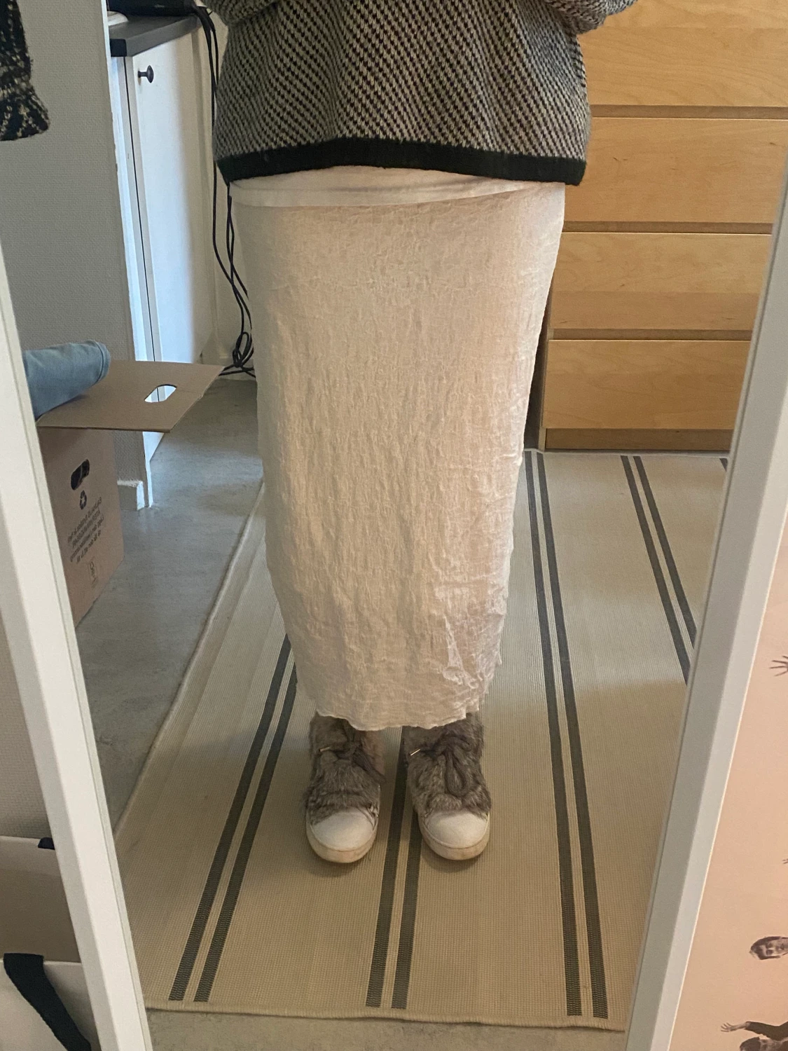 Midi Kjol från Mango 