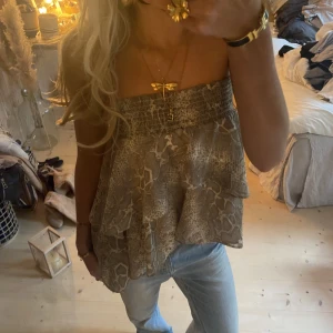 Topp - Super snygg topp!! 