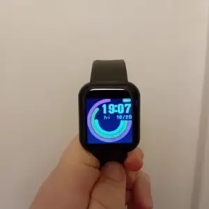 Smart watch FitPro. Nypris: 299kr
