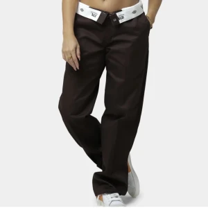 874 svarta dickies  - Säljer dessa super coola 874 dickies!  Endast använda 1-2 gånger. ❤️❤️ord. pris 800