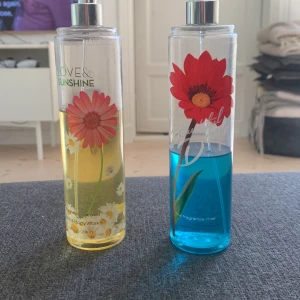 Parfym  - 2 parfymer från bath &body works💗köpte dem när jag var i usa men nu fins den inte längre💕luktar jättegott, 1 för 150kr och båda för 300kr💓 de kostar typ 600kr för båda i usa🩷 frakten igår inte i priset💗