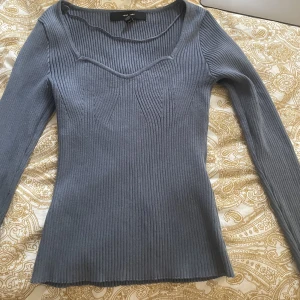 Blå tröja från vero Moda! - Säljer min blåa tröja från vero Moda! Som inte längre kommer till användning.