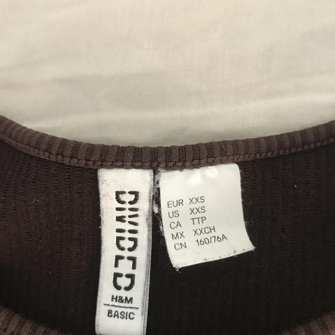 Brun träningstopp - 91