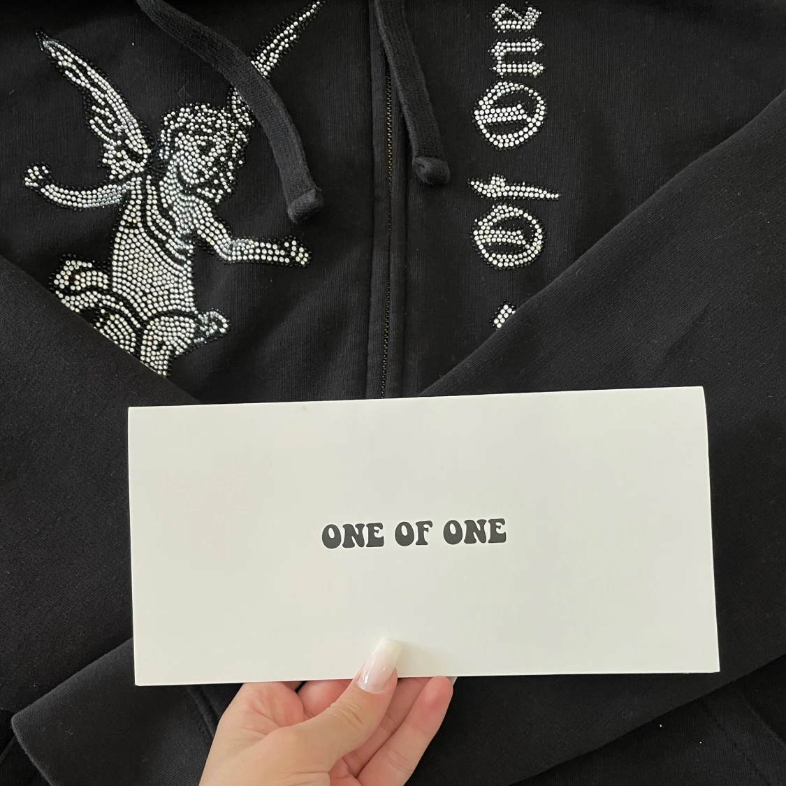 One of One hoddie - 91