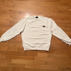 sweatshirt från dickies - sweatshirt från dickies, sparsamt använd!