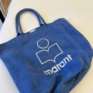 INTRESSEKOLL🩵 - INTRESSEKOLL på min fina marant väska i den STORA modellen. Helt ny🤗