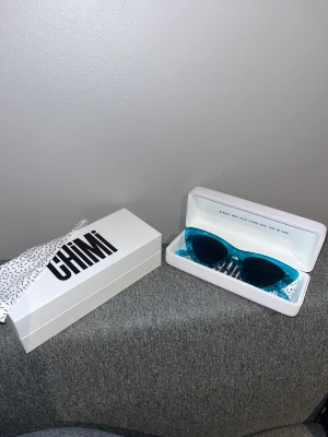 Chimi glasögon  - Chimi glasögon (006 färg aqua) aldrig använt det, fodral och boxen finns med. 