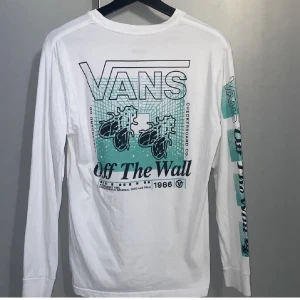 Vans tröja  - Säljes då den aldrig används 