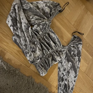 Tröja  - Väldigt fin, jättebra skick