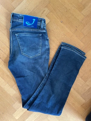 Jacob cohen - Modell 688, i mycket fint skick Köpta på nk runt 5000kr  