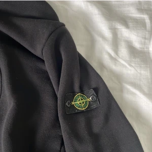 Stone Island sweatshirt  - !Rep! Stolek M ända skillnaden mellan denna o äkta är lapparna inuti tröjan🤝