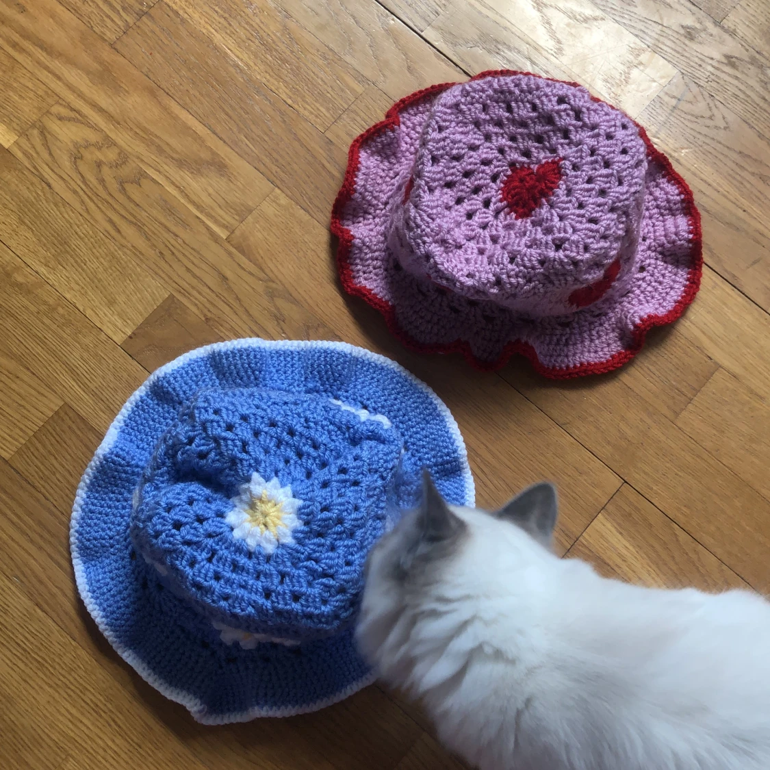 Virkade buckethats - 90