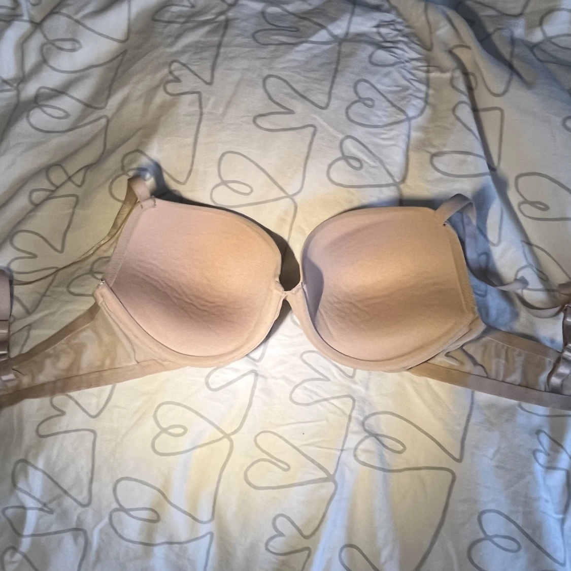 Beige BH storlek 85B från H&M  - 90