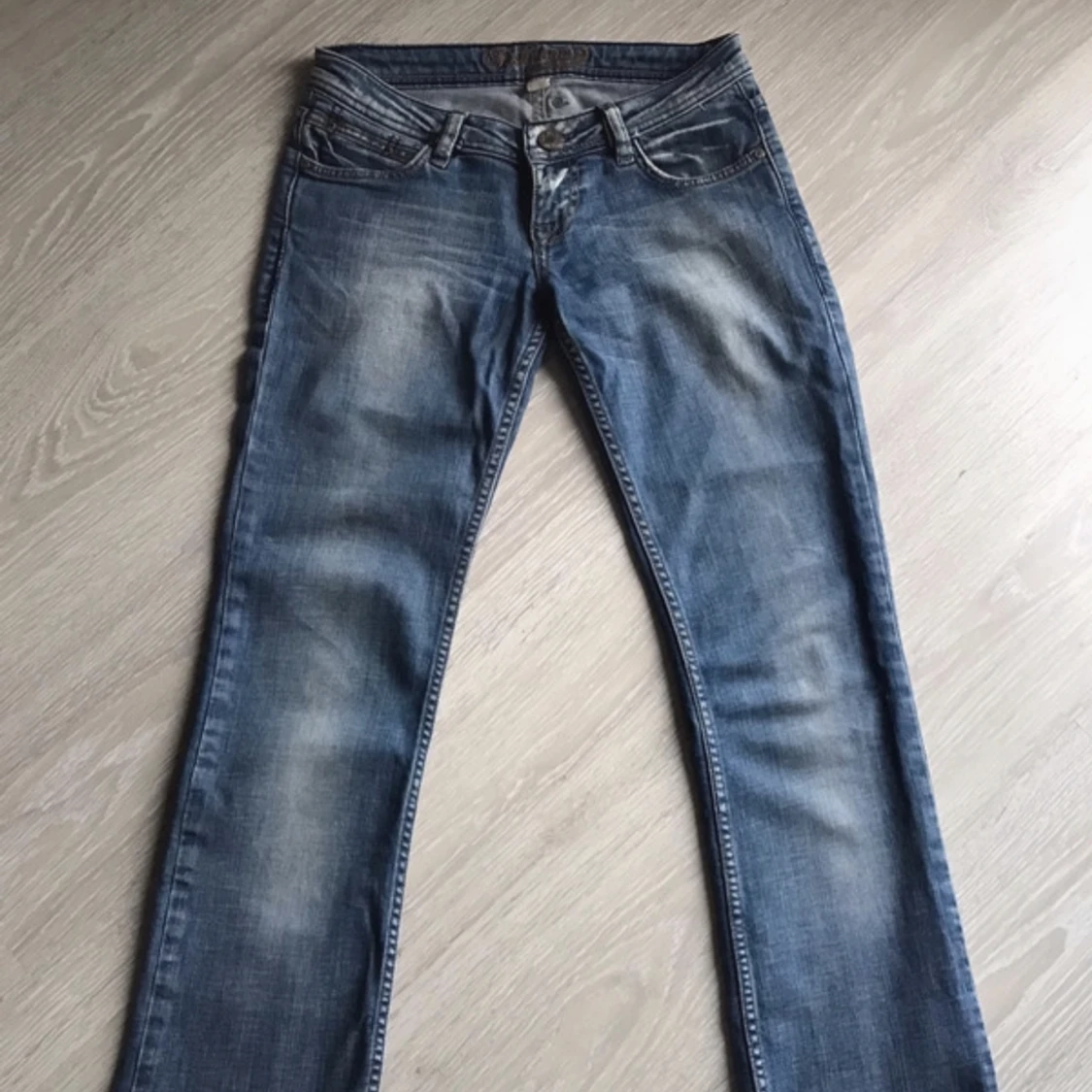 Bootcut jeans