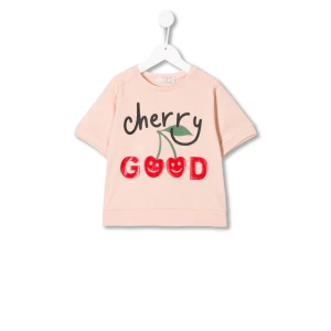 stella mccartney cherry good - en sån fin tröja!🤍 en liten fläck över texten som ni kan se på bild 3, men annars bra skick💕💕