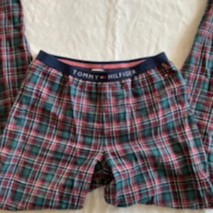 Pyjamas byxor  - Ett par pyjamas byxor från Tommy hilfiger som är jätte små på mig, jag har aldrig användigt dom så dom är som nya 💕