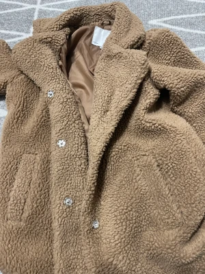 Kappa - En kappa från lager 157 köpte den för 300 använd få gånger inget fel på den Lägg gärna ett bud på de