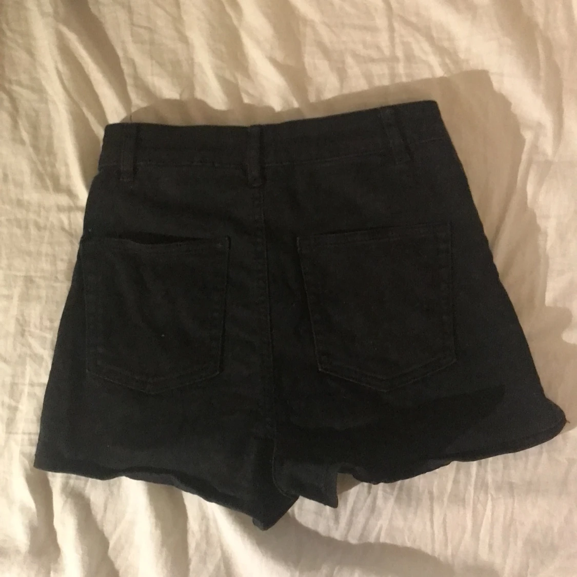 Svarta jeansshorts  - 90