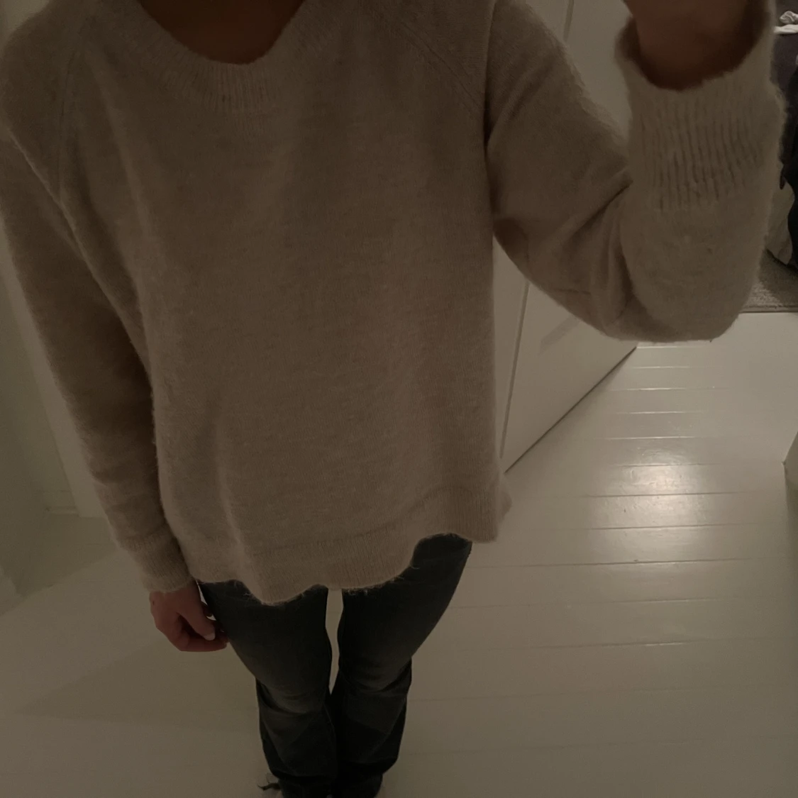 Beige stickad tröja - 90