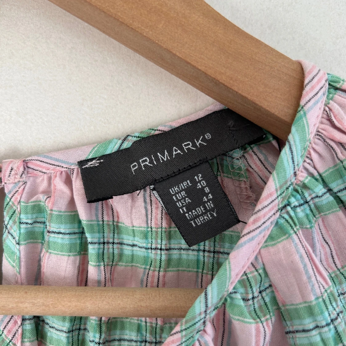 Rutig rosa och grön klänning från primark, aldrig använd - 91