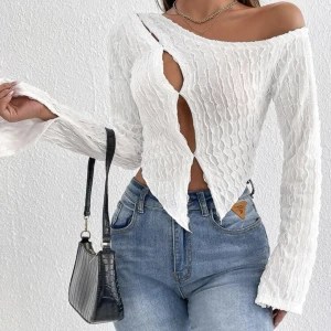 Topp - Super fin topp älskar, men råka köpa för liten storlek då den är rätt liten i storleken 