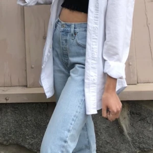 Levis 501 - Levis jeans i st. 26/30. Knappt använda🫶🏼