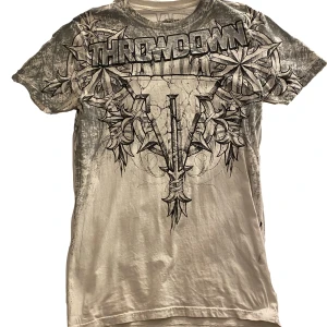 Y2k tshirt  - Throwdown premium y2k tshirt ⭐️