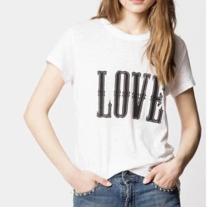 Zadig Voltaire tröja - Säljer denna helt oanvända tröja ifrån Zadig. Org pris 854kr💕