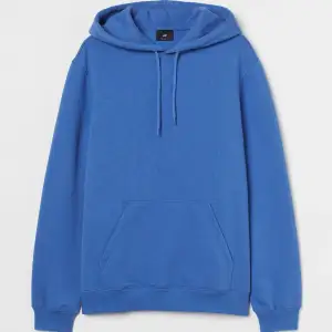 En blå hoodie från H&M Original pris 199kr 50jr+frakt