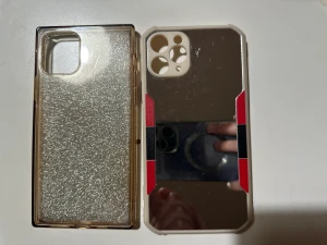 Mobilskal använda phone case iphone 11 pro - Säljer dessa använda mobilskal (4st) för 10 :-/st. Använt några gånger men annars har dem legat omkring ett tag. Står ej för postens slarv!❤️❤️